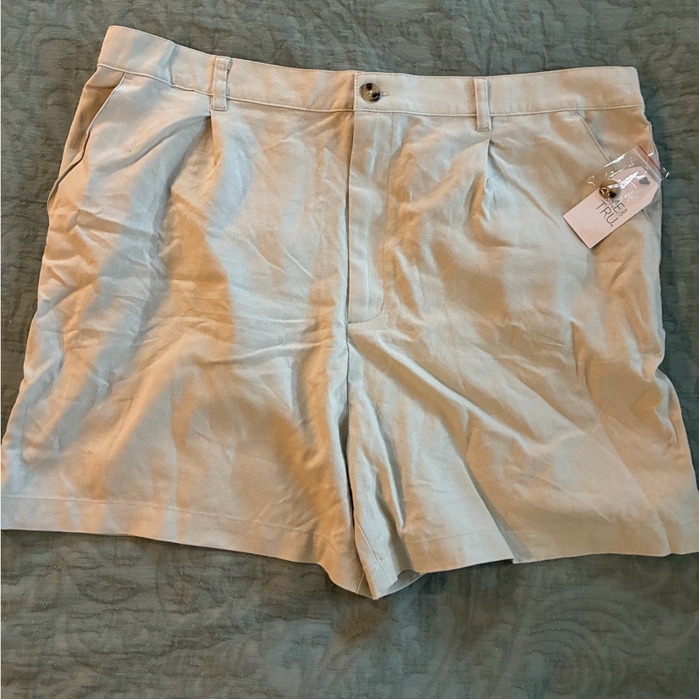 Time and Tru Light Beige Tailored Women's Shorts